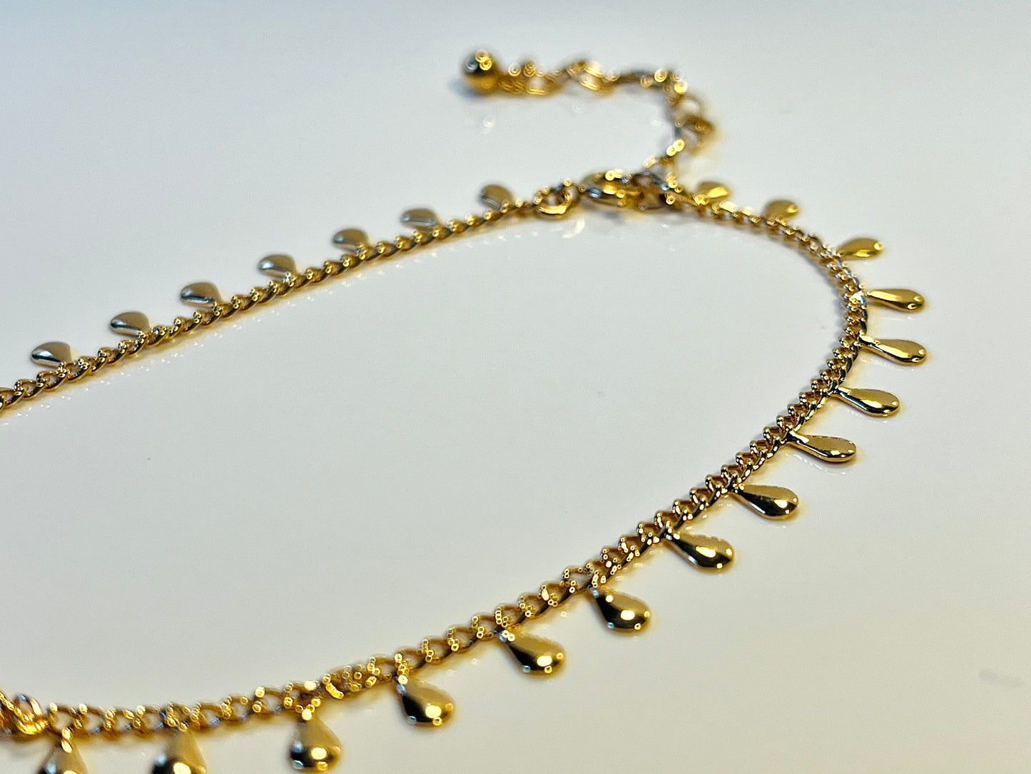 Raia Anklet – Gold-Plated Drop Chain