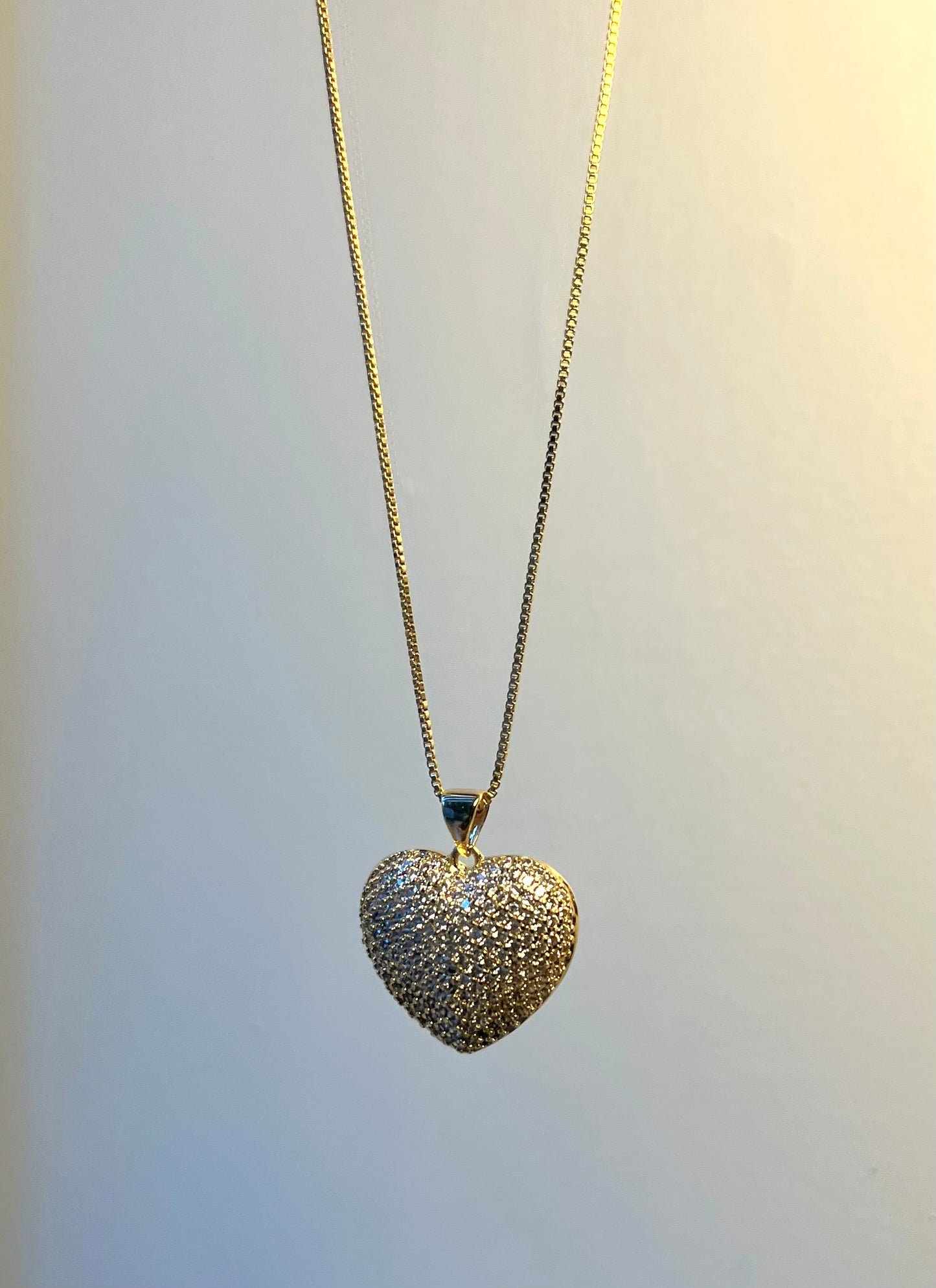 Amour Necklace – Gold-Plated Heart Pendant