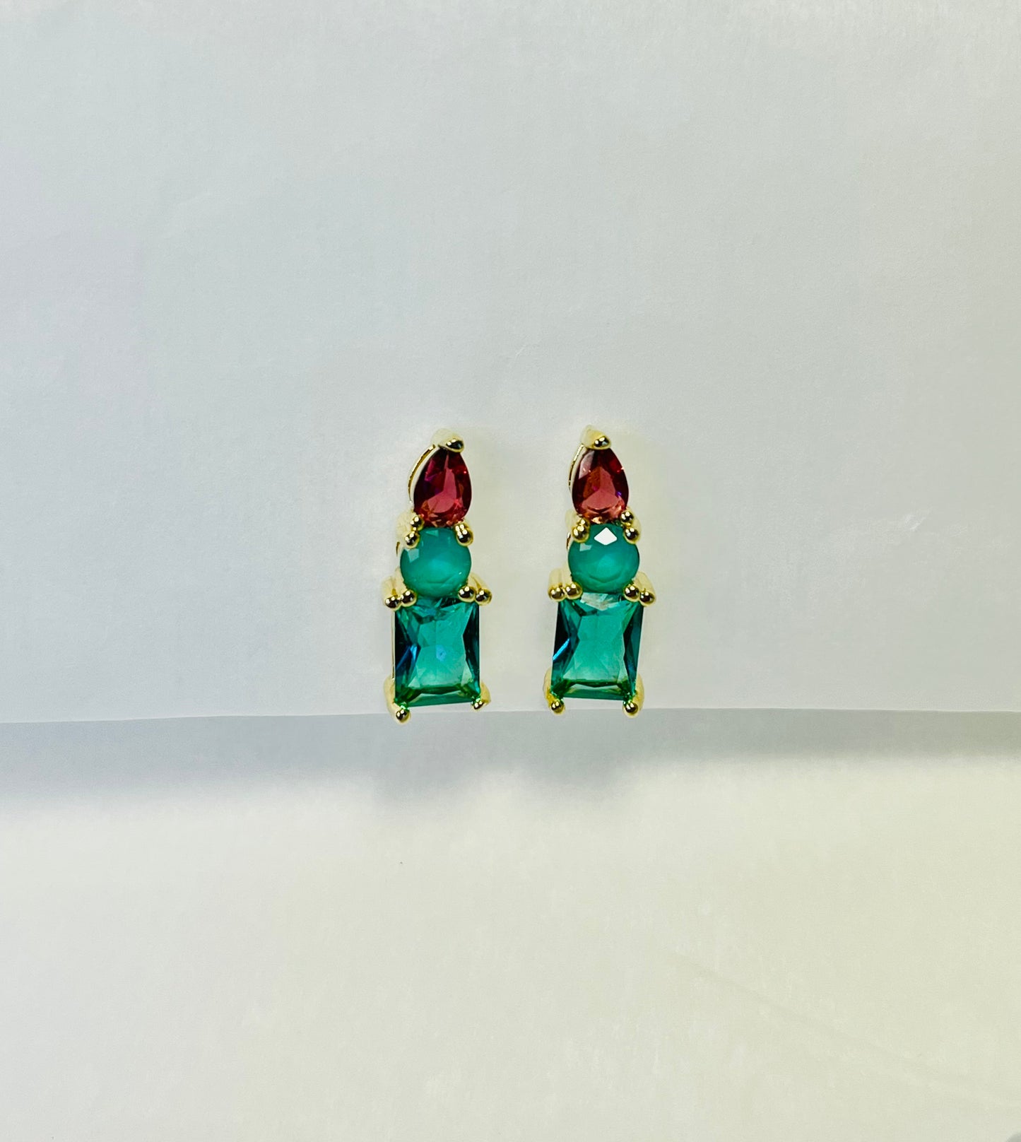 Selva Studs – Gold-Plated Green & Ruby Contrast Earrings