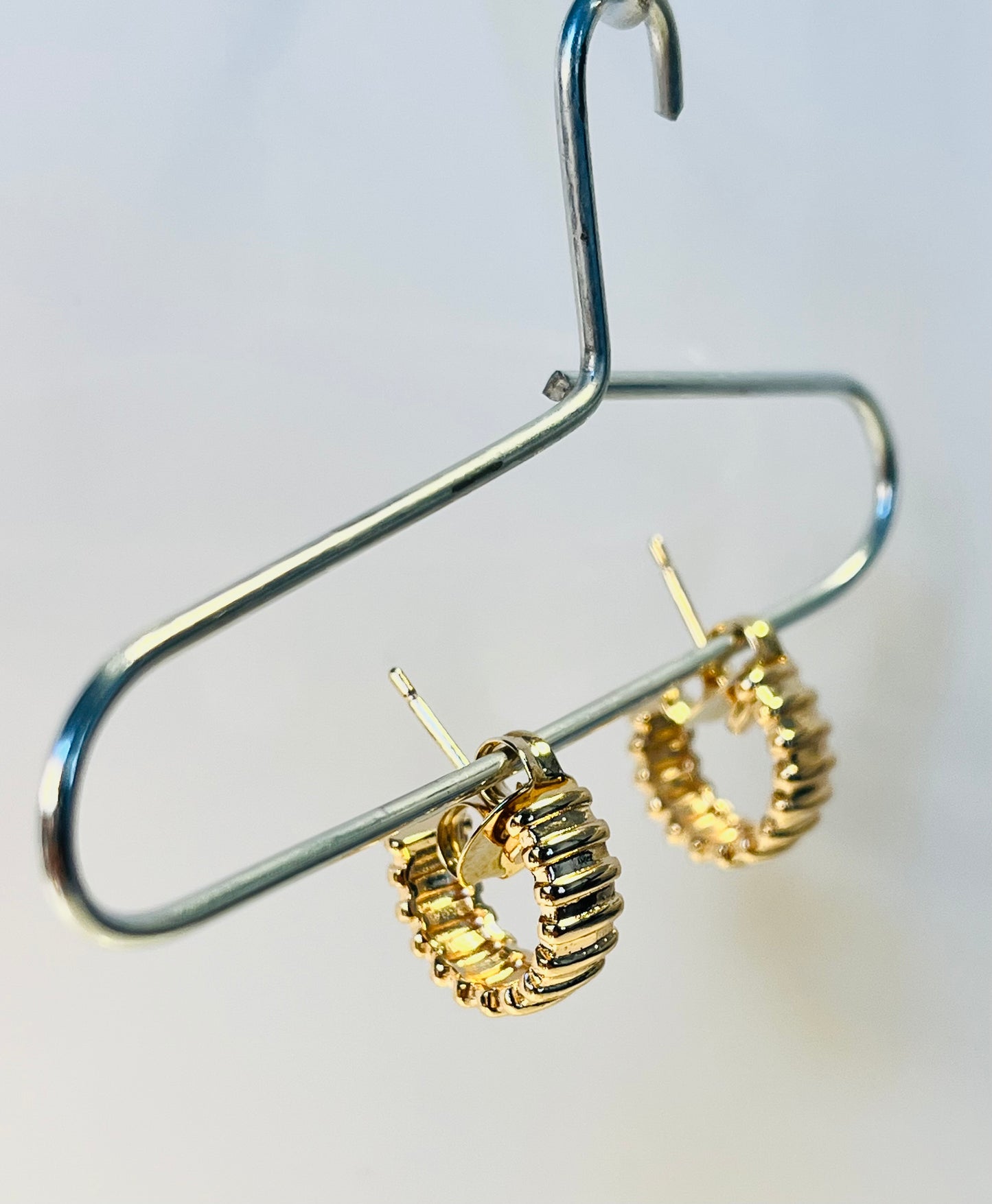 Ribelle Hoops – Gold-Plated Textured Statement Earrings