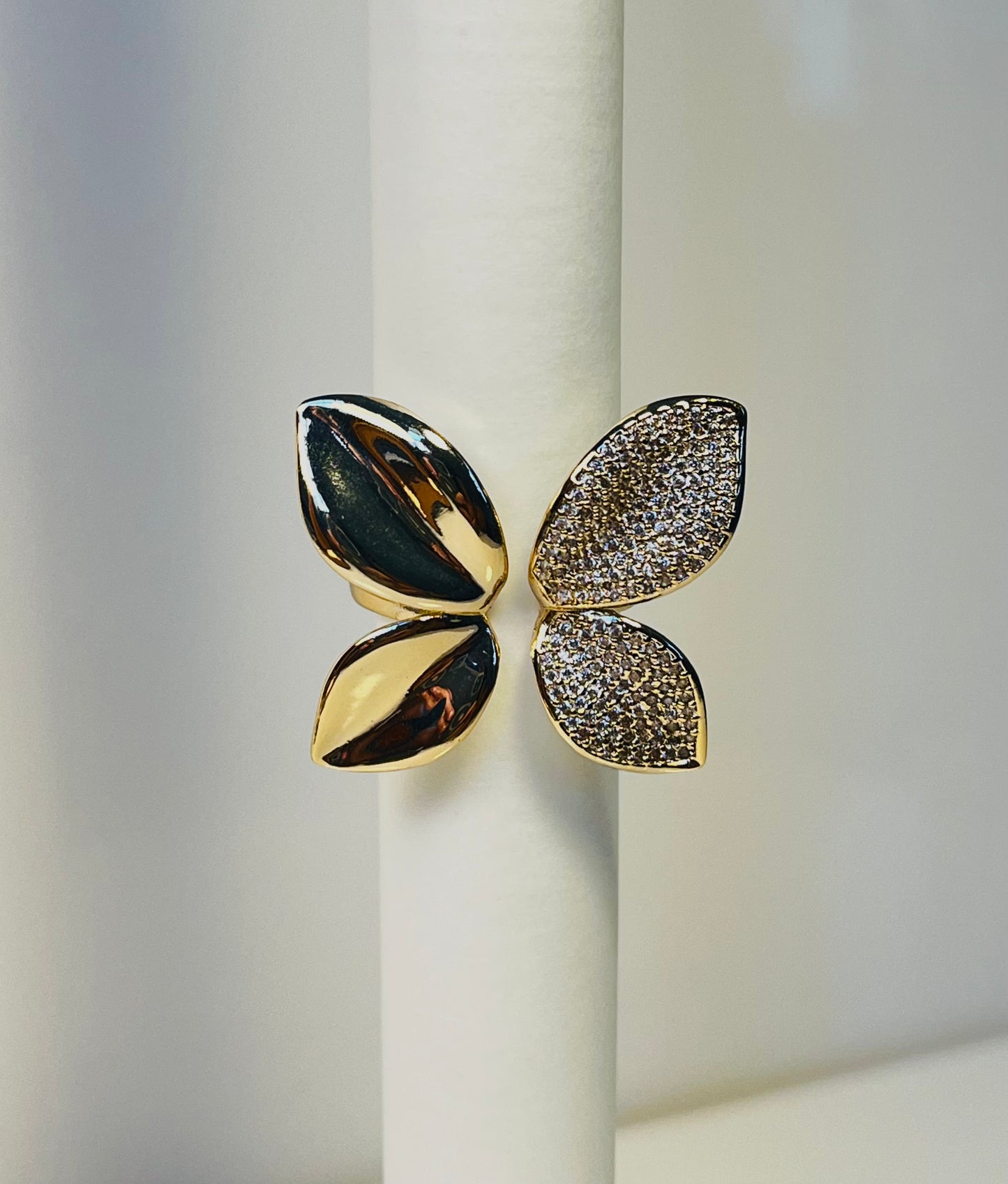 Bloom Ring – Gold-Plated Petal Statement