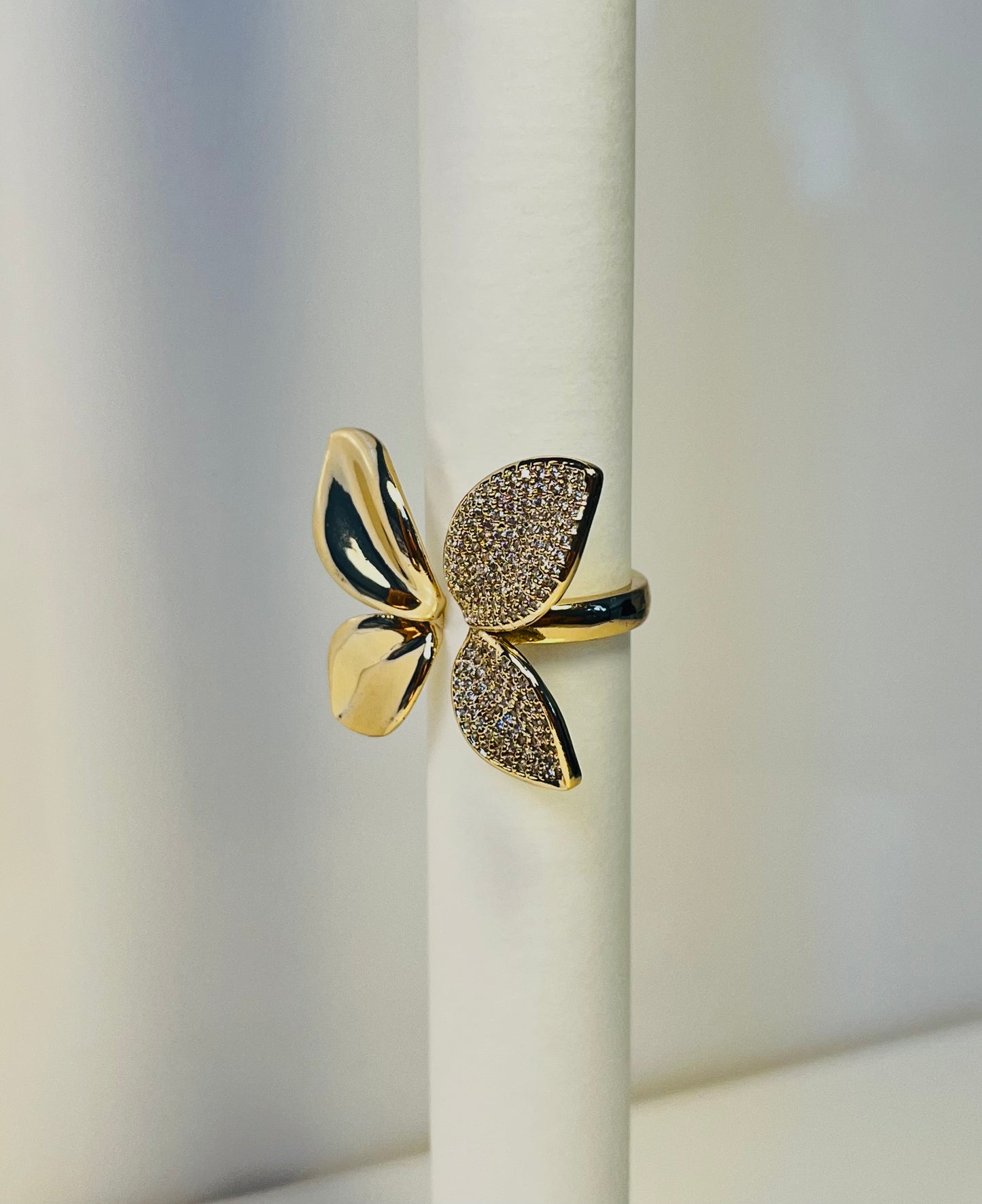 Bloom Ring – Gold-Plated Petal Statement