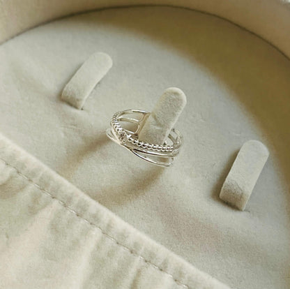 Elara – Silver-Plated Adjustable Ring