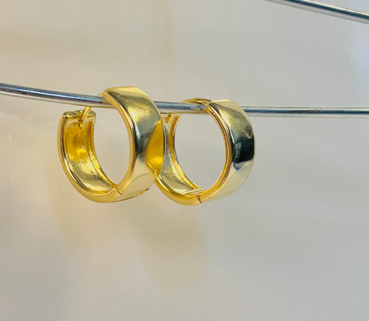 Vita Hoops – Bold Gold-Plated Elegance
