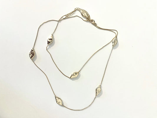 Terra Necklace – Organic Form Gold Chain
